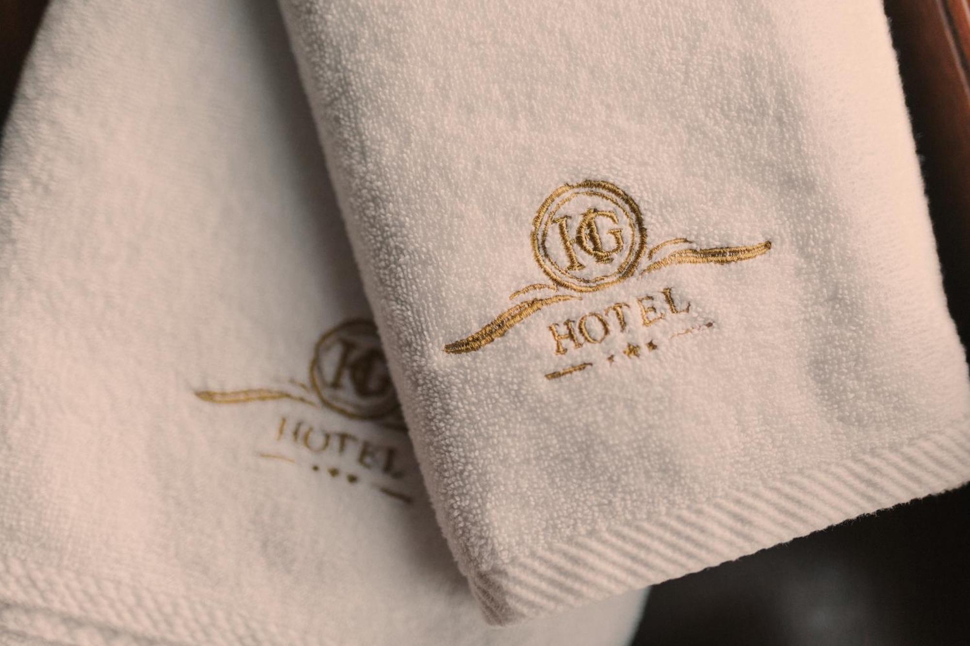 Hg Hotel Toszek Extérieur photo