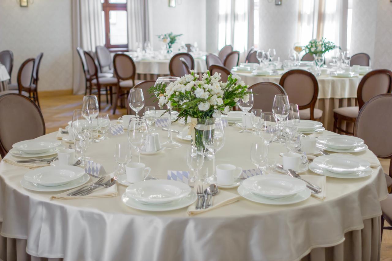 Hg Hotel Toszek Extérieur photo
